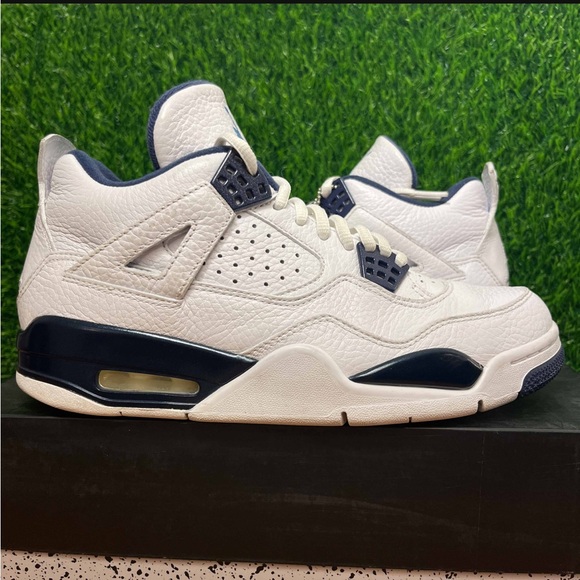 Jordan 4 Retro LS Legend Blue Columbia